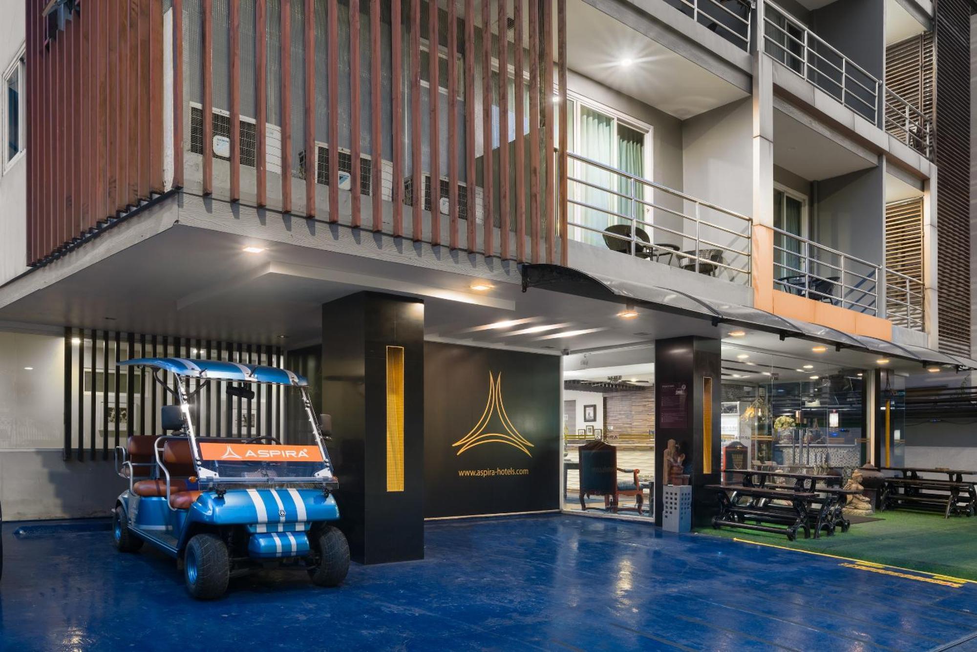 Aspira Suites Sukhumvit 20 Бангкок Экстерьер фото