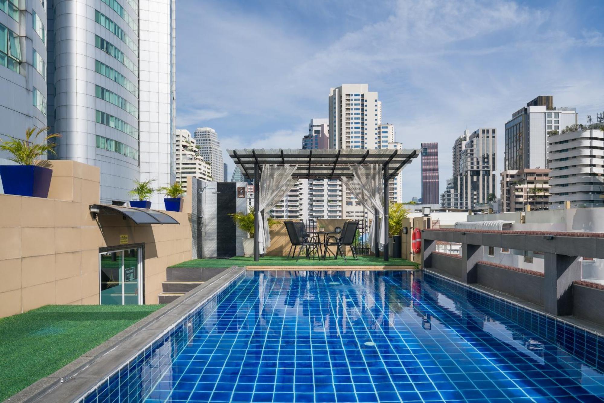 Aspira Suites Sukhumvit 20 Бангкок Экстерьер фото
