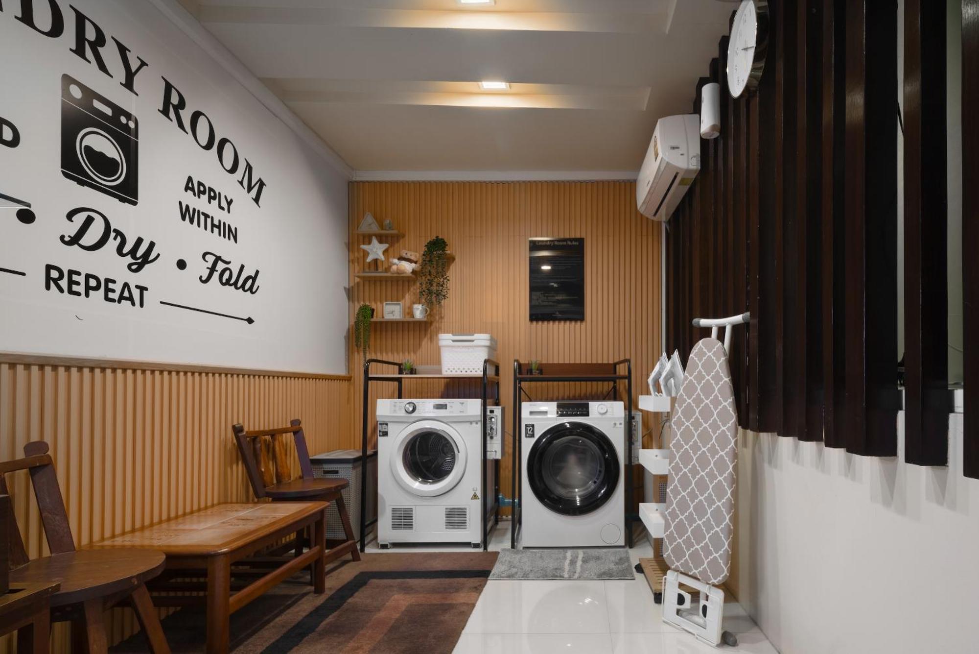 Aspira Suites Sukhumvit 20 Бангкок Экстерьер фото
