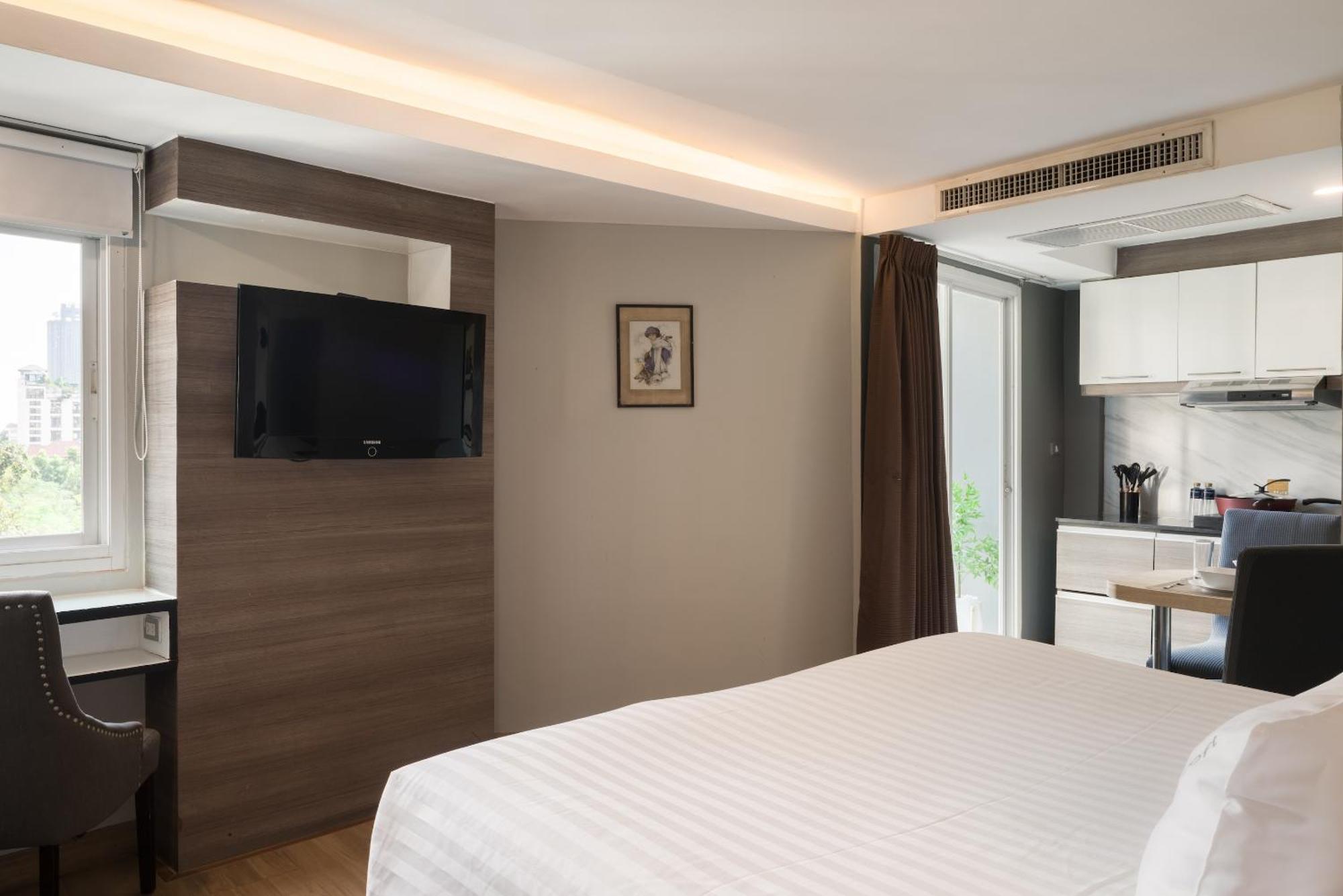 Aspira Suites Sukhumvit 20 Бангкок Экстерьер фото