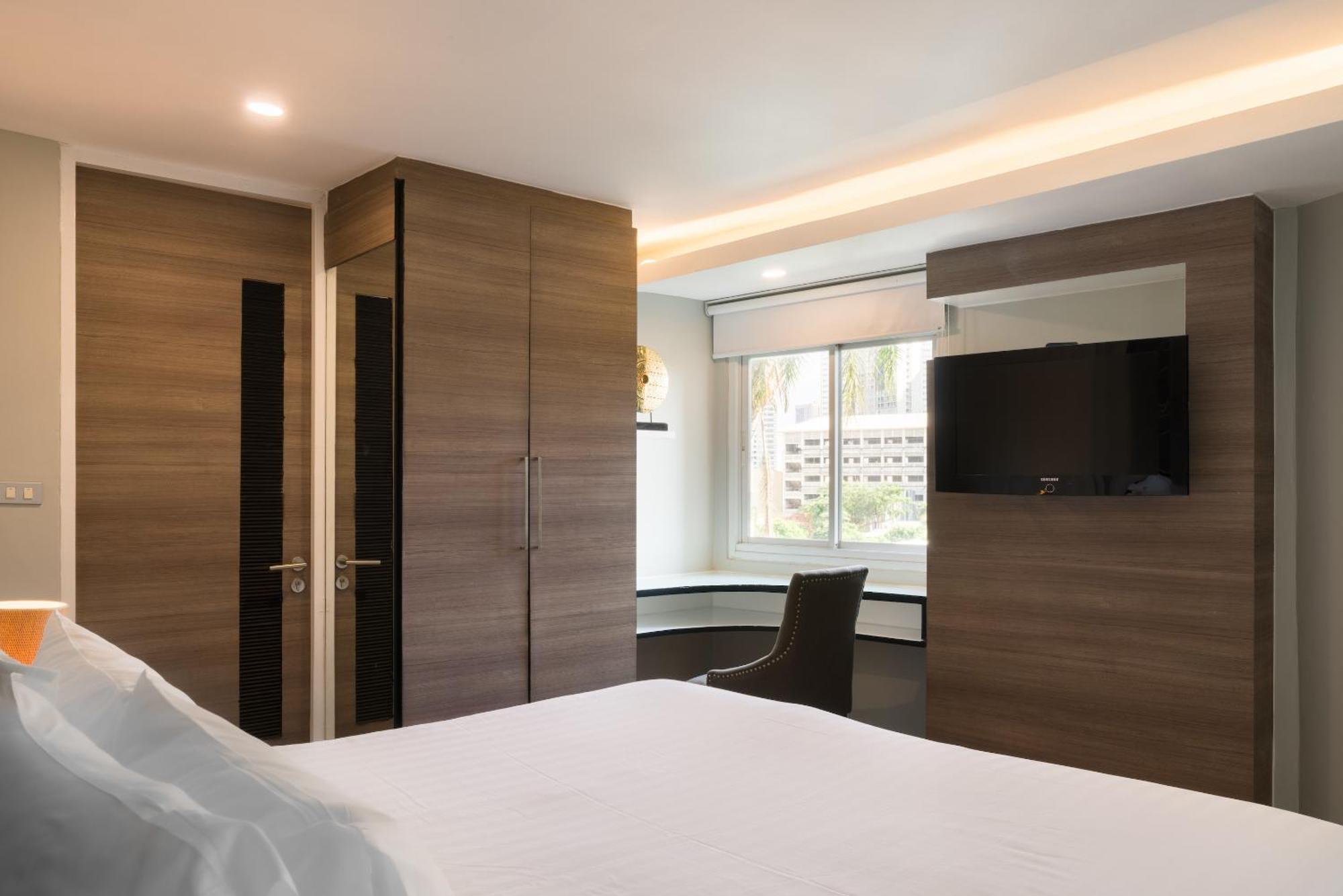 Aspira Suites Sukhumvit 20 Бангкок Экстерьер фото