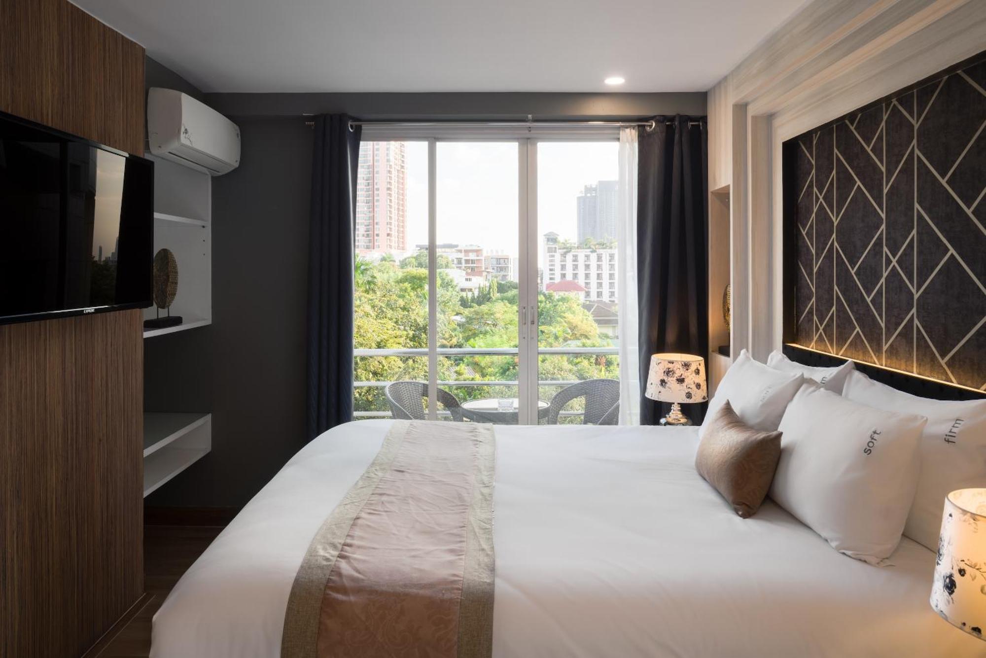 Aspira Suites Sukhumvit 20 Бангкок Экстерьер фото